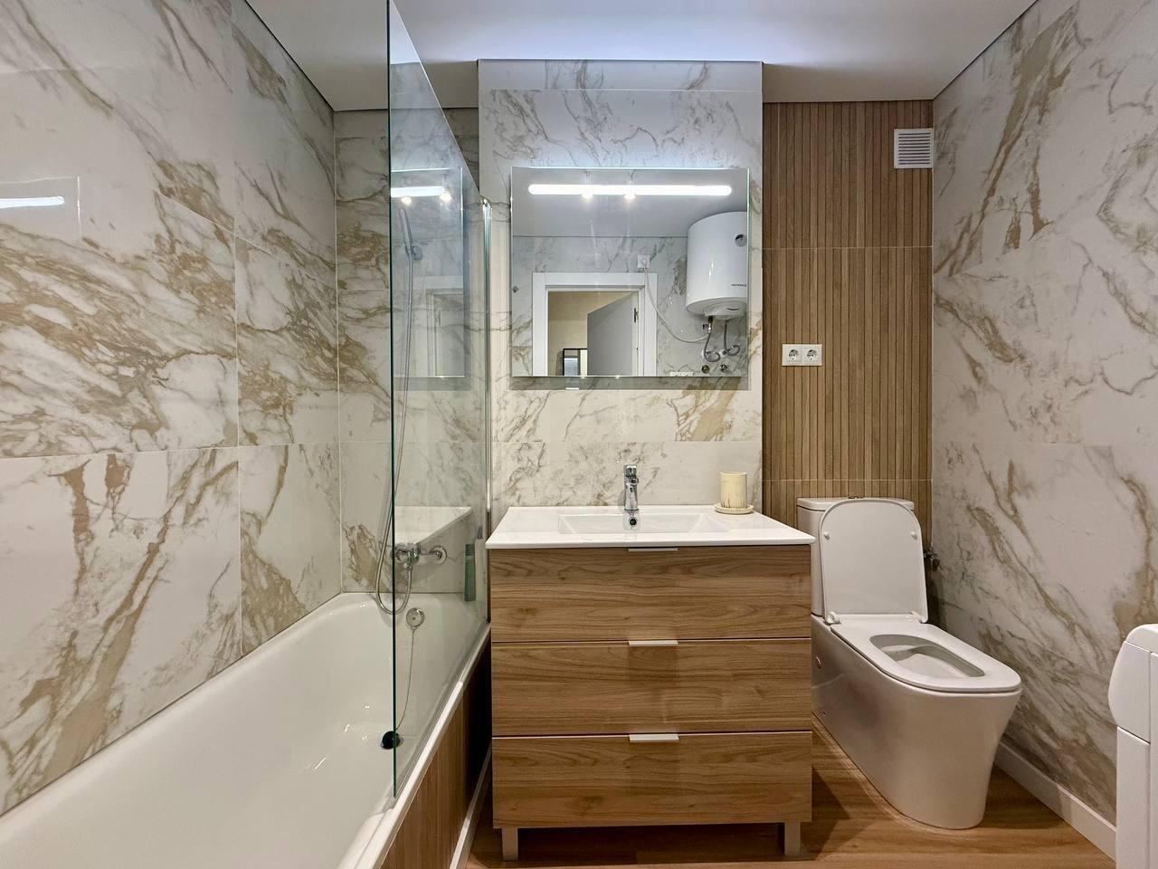 Apartment à Torrevieja, Alicante, Espagne 1 chambre, 54 m2 No. 184256