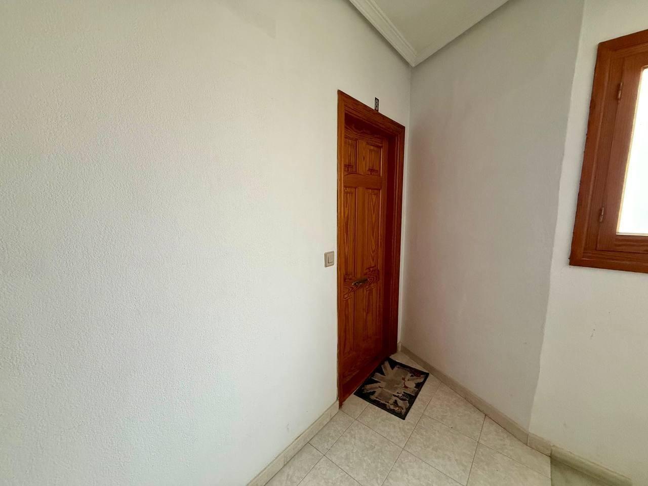 Apartment à Torrevieja, Alicante, Espagne 1 chambre, 54 m2 No. 184256
