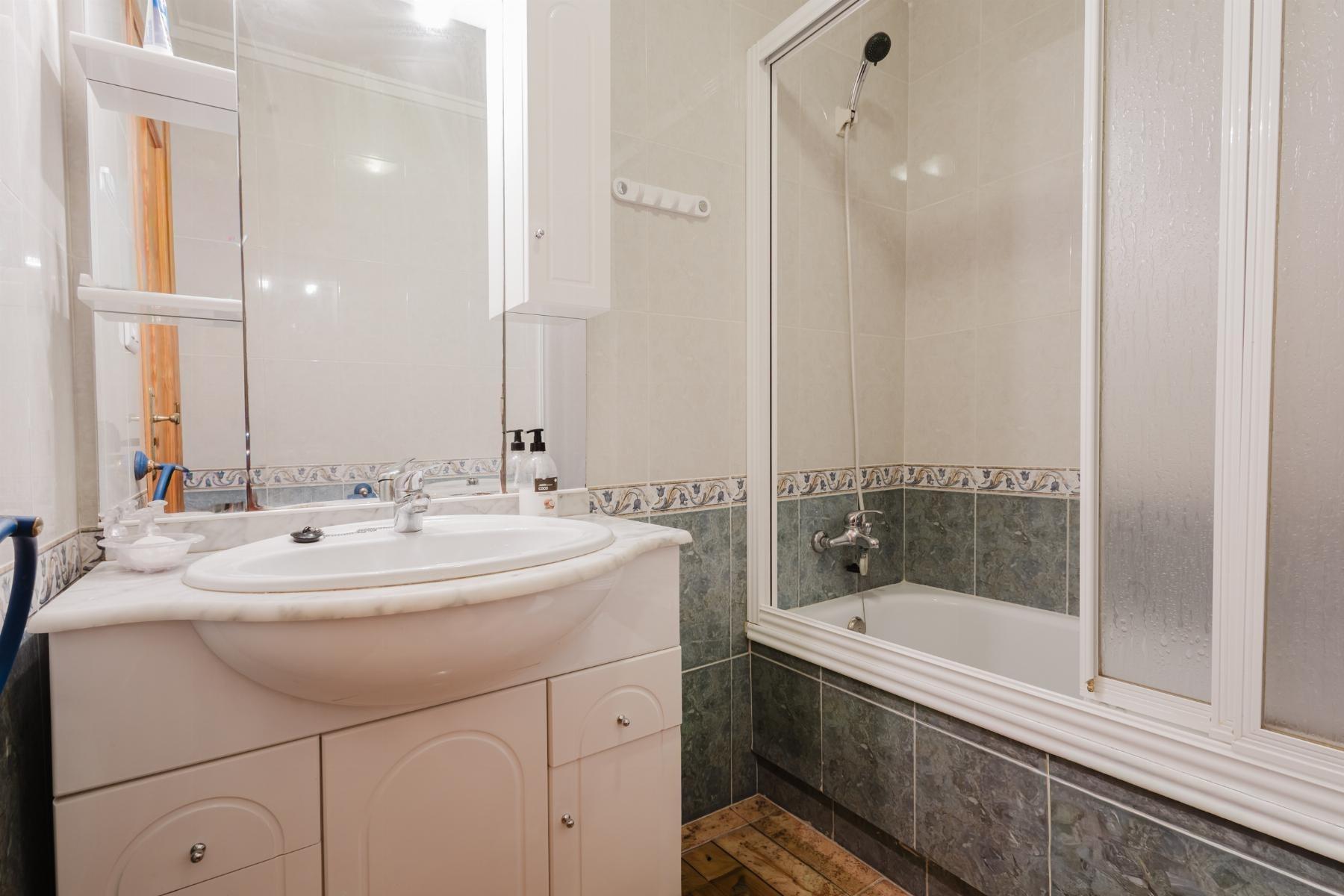 Appartamento a Torrevieja, Alicante, Spagna 3 camere da letto, 81 mq. N° 184255