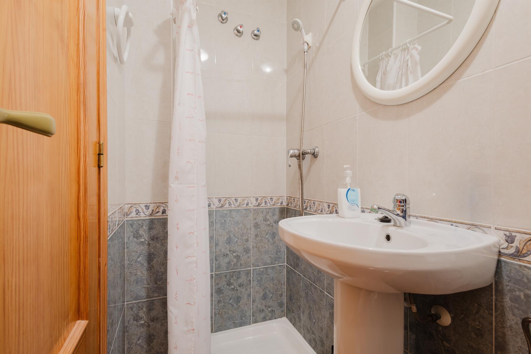 Appartamento a Torrevieja, Alicante, Spagna 3 camere da letto, 81 mq. N° 184255