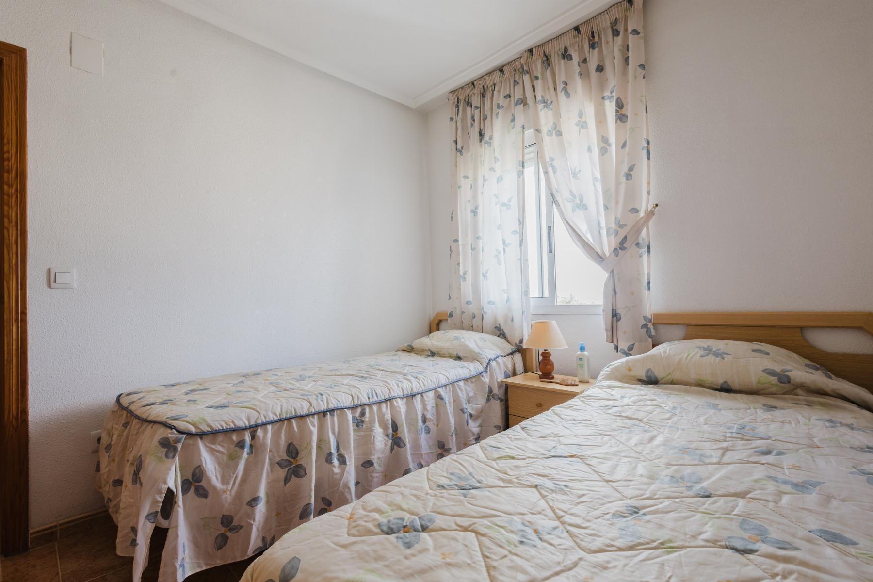 Appartamento a Torrevieja, Alicante, Spagna 3 camere da letto, 81 mq. N° 184255