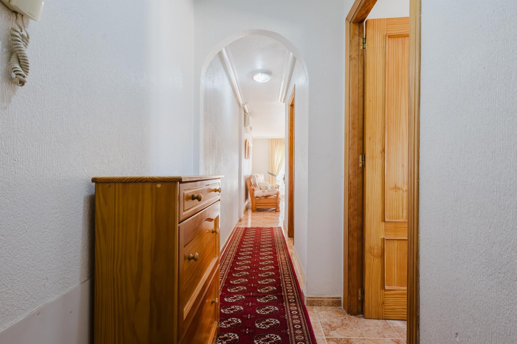 Appartamento a Torrevieja, Alicante, Spagna 3 camere da letto, 81 mq. N° 184255