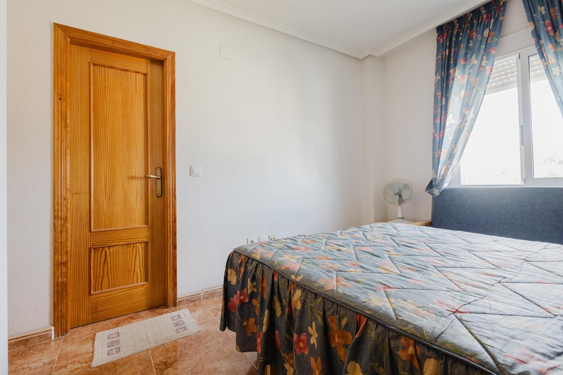 Appartamento a Torrevieja, Alicante, Spagna 3 camere da letto, 81 mq. N° 184255