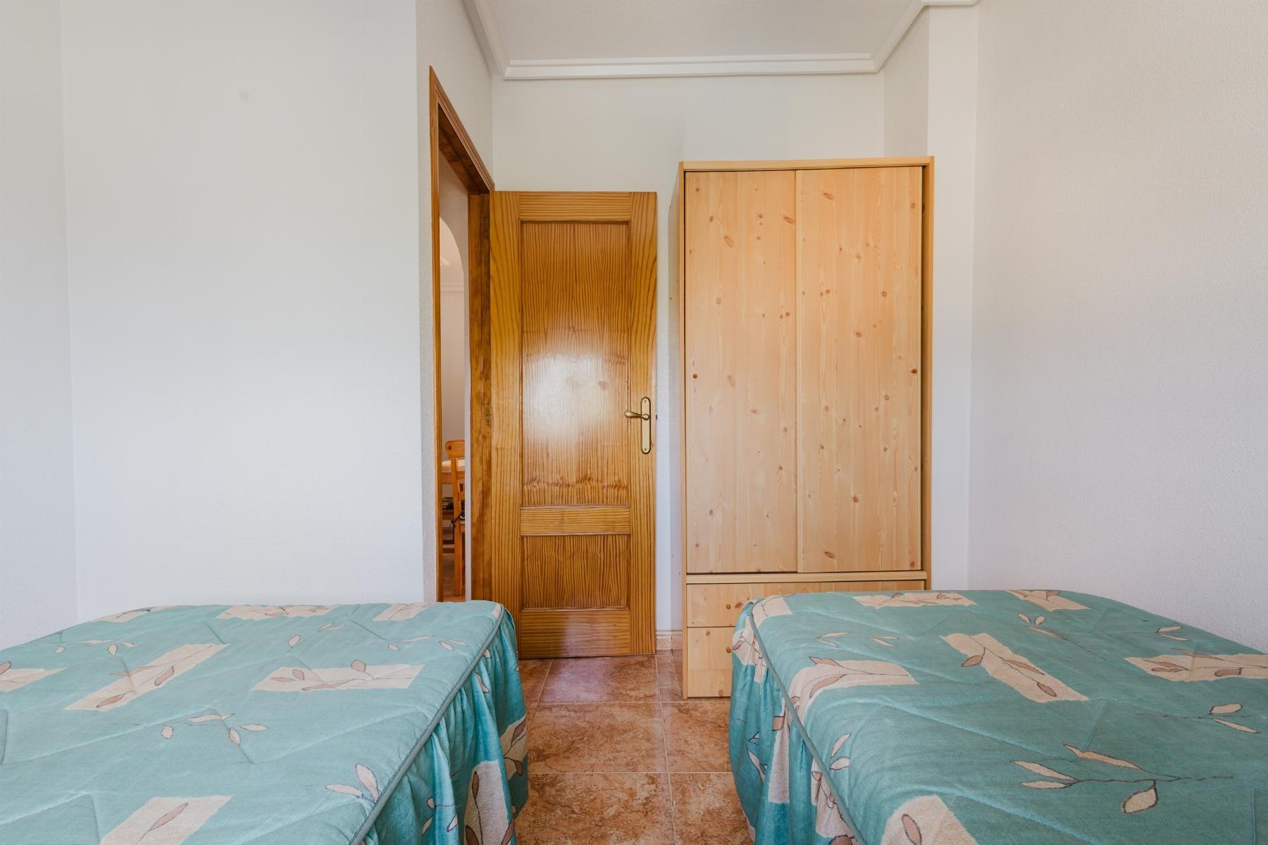Appartamento a Torrevieja, Alicante, Spagna 3 camere da letto, 81 mq. N° 184255