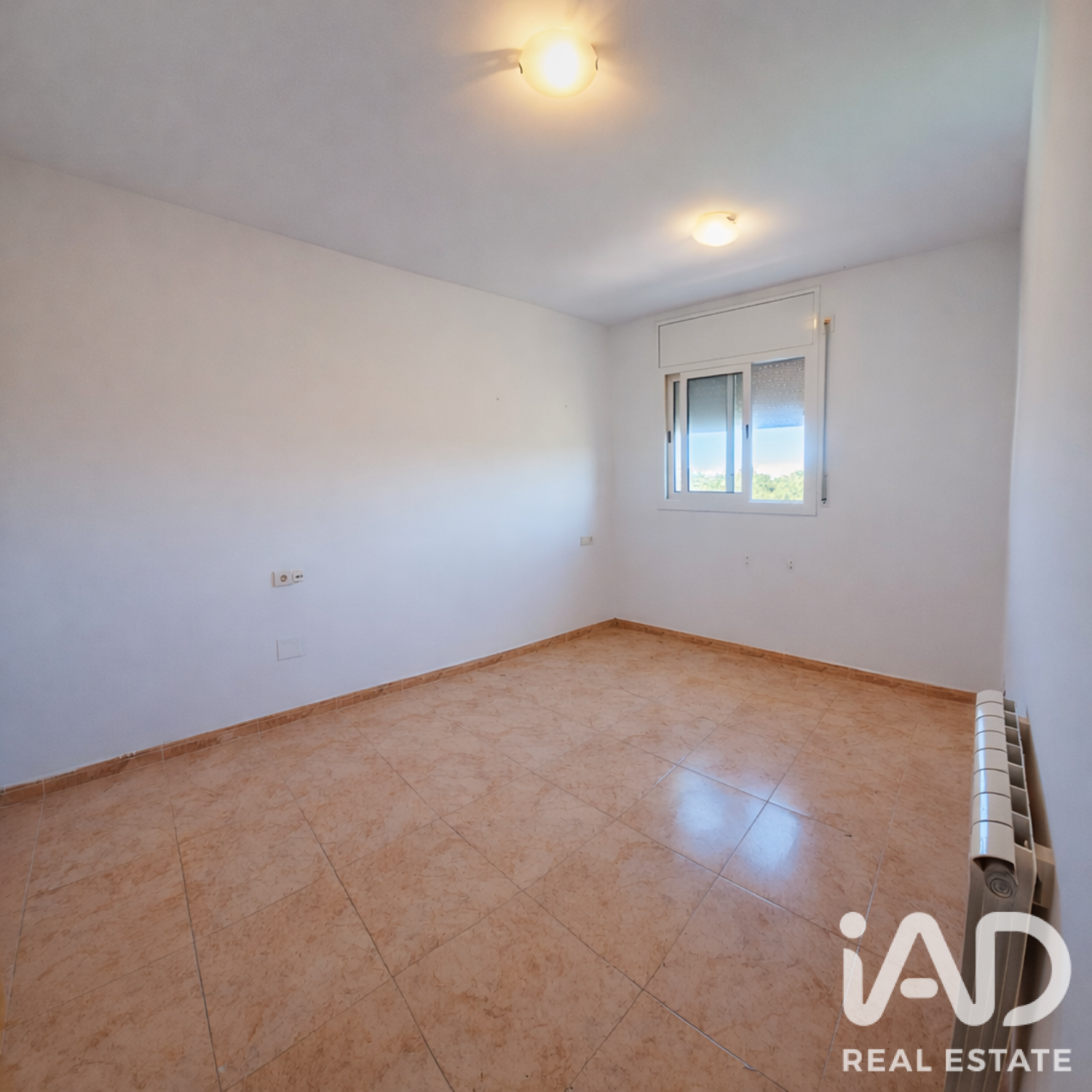 Townhouse in Santa Oliva, Tarragona, Spain 3 bedrooms, 102 sq.m. No. 188155