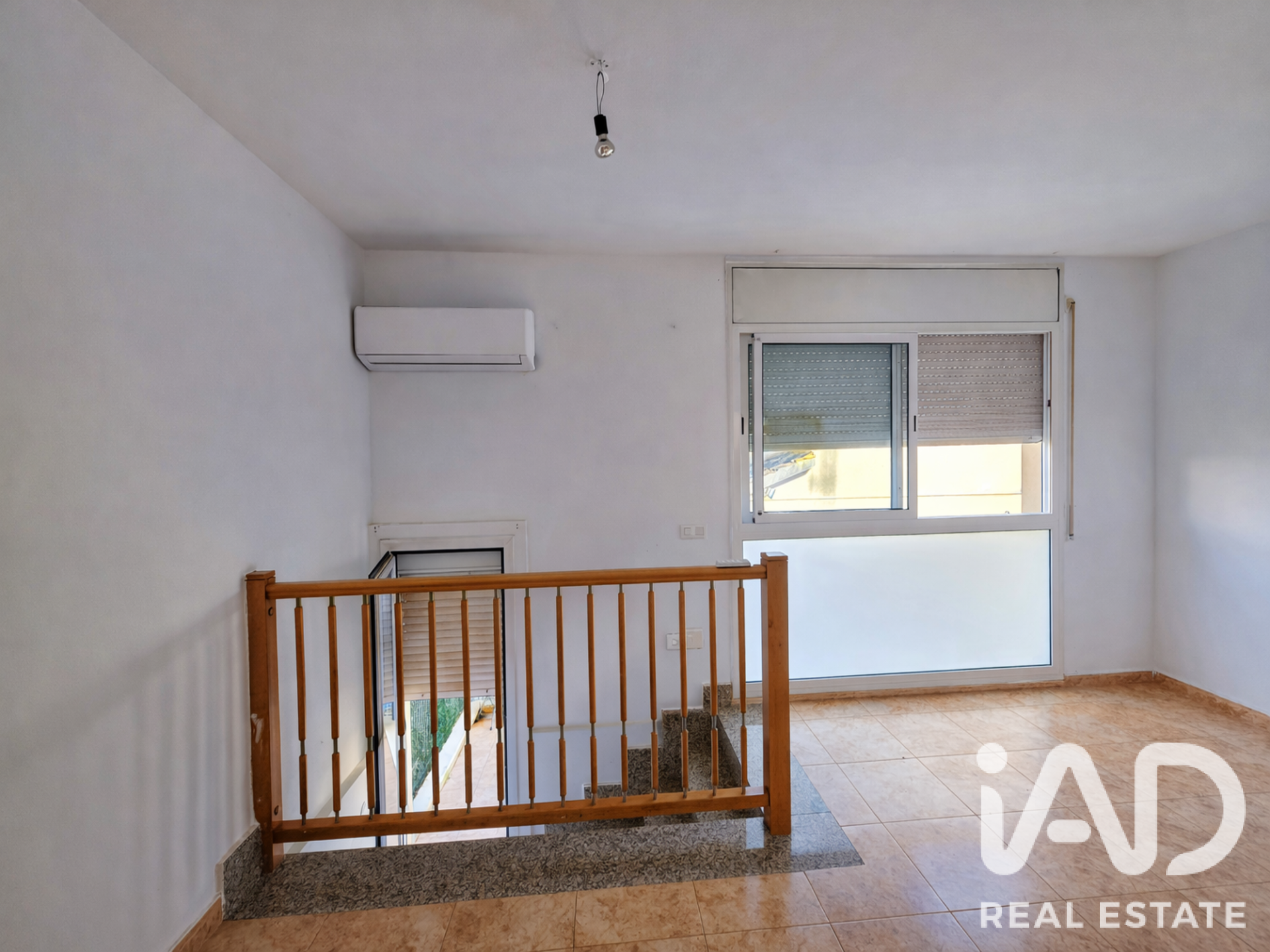 Townhouse in Santa Oliva, Tarragona, Spain 3 bedrooms, 102 sq.m. No. 188155
