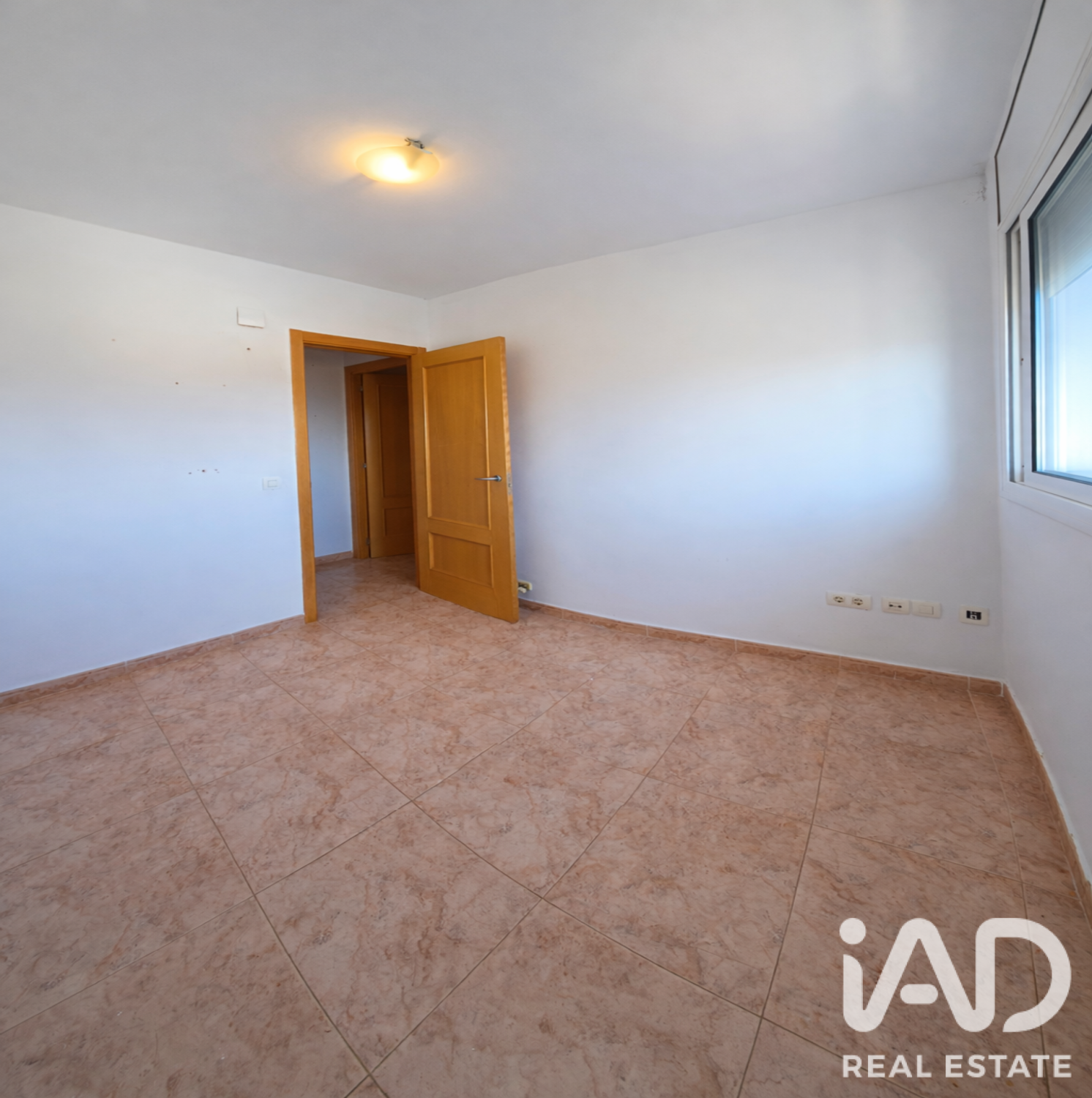 Townhouse in Santa Oliva, Tarragona, Spain 3 bedrooms, 102 sq.m. No. 188155