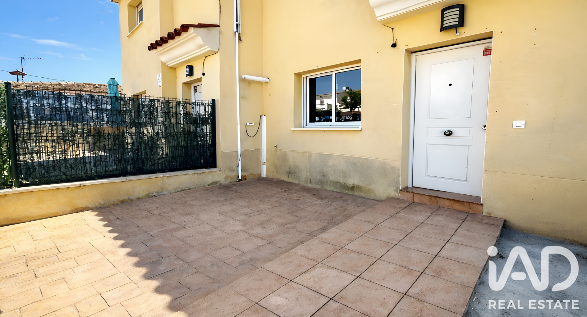 Townhouse in Santa Oliva, Tarragona, Spain 3 bedrooms, 102 sq.m. No. 188155