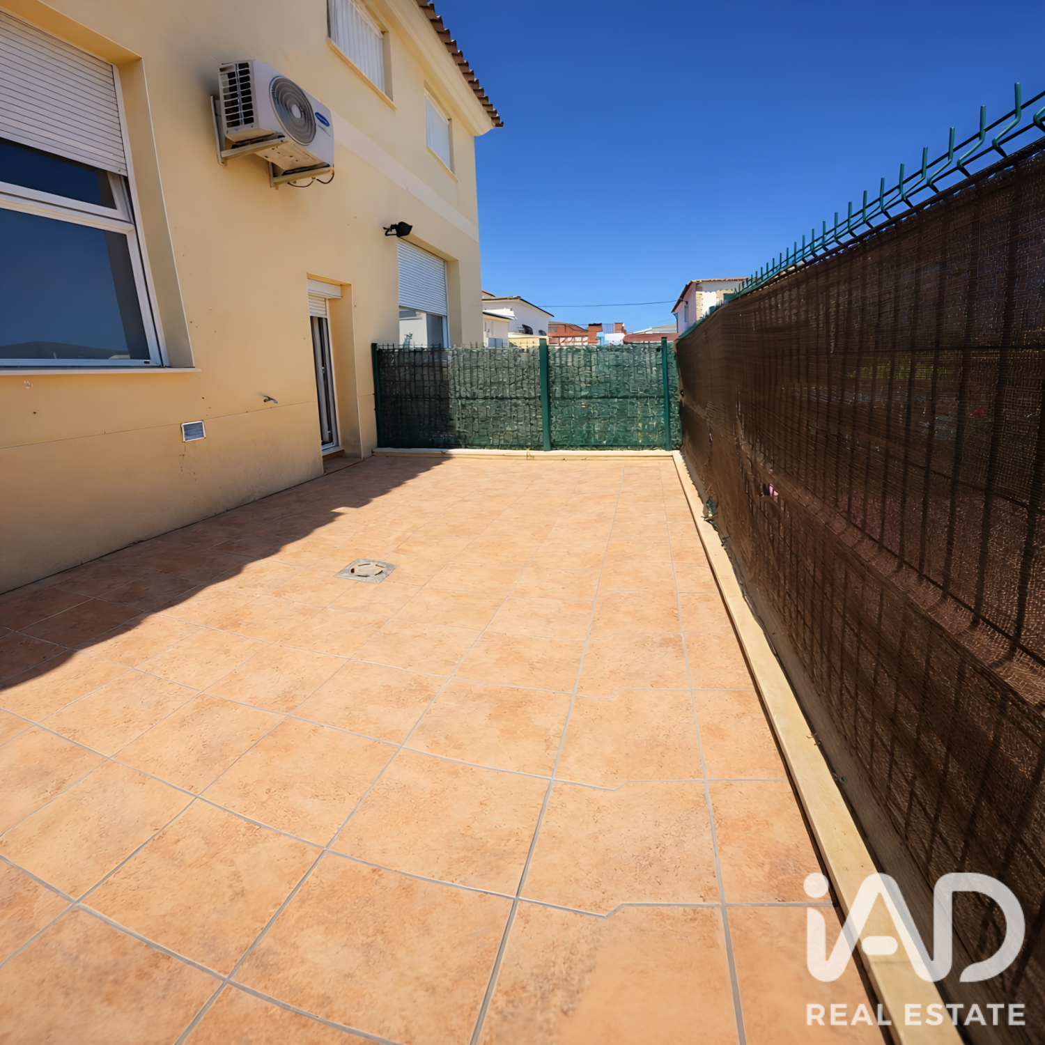 Townhouse in Santa Oliva, Tarragona, Spain 3 bedrooms, 102 sq.m. No. 188155