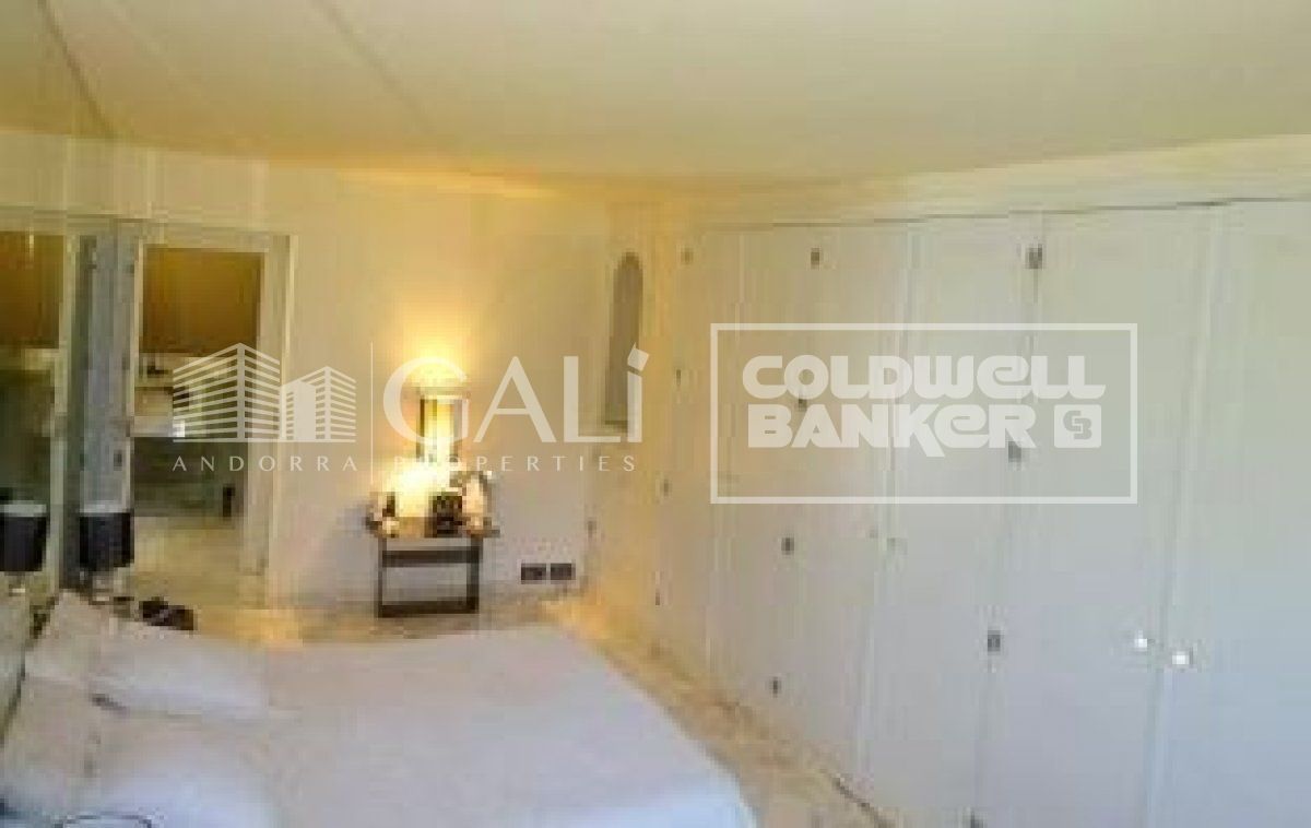 Villa in Principado De Andorra (Ninguna Poblacion Tiene C.P.), Lleida, Spanien 4 Schlafzimmer, 405 m2 Nr. 160354