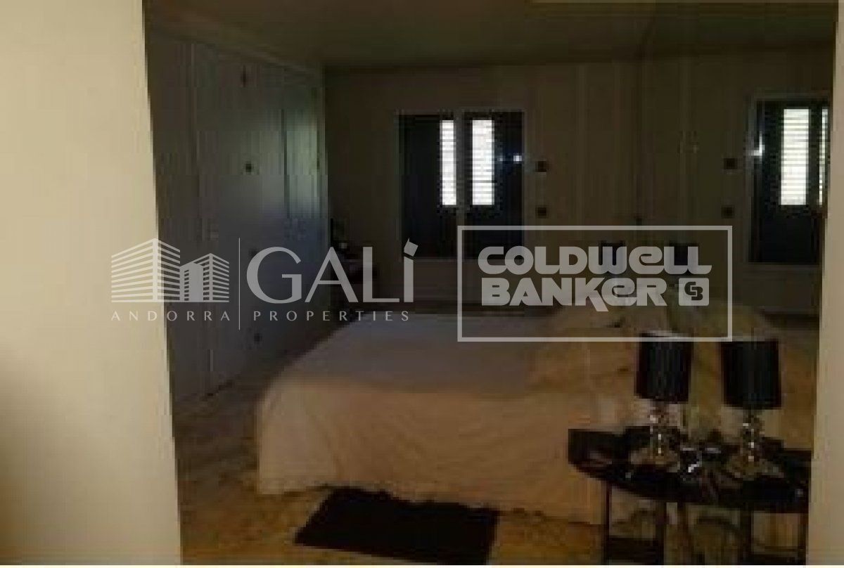 Villa in Principado De Andorra (Ninguna Poblacion Tiene C.P.), Lleida, Spanien 4 Schlafzimmer, 405 m2 Nr. 160354