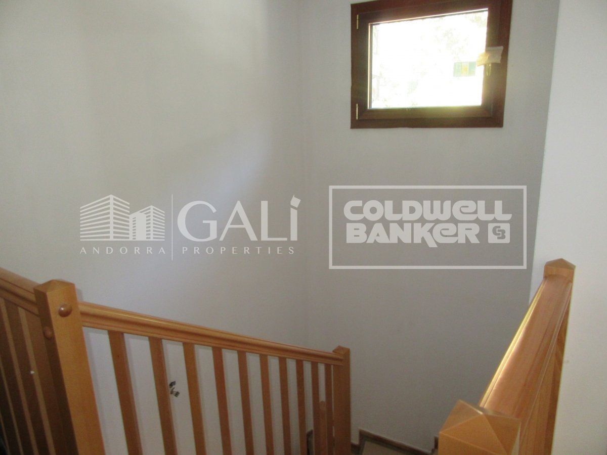 House à Principado De Andorra (Ninguna Poblacion Tiene C.P.), Lleida, Espagne 4 chambres, 335 m2 No. 160353