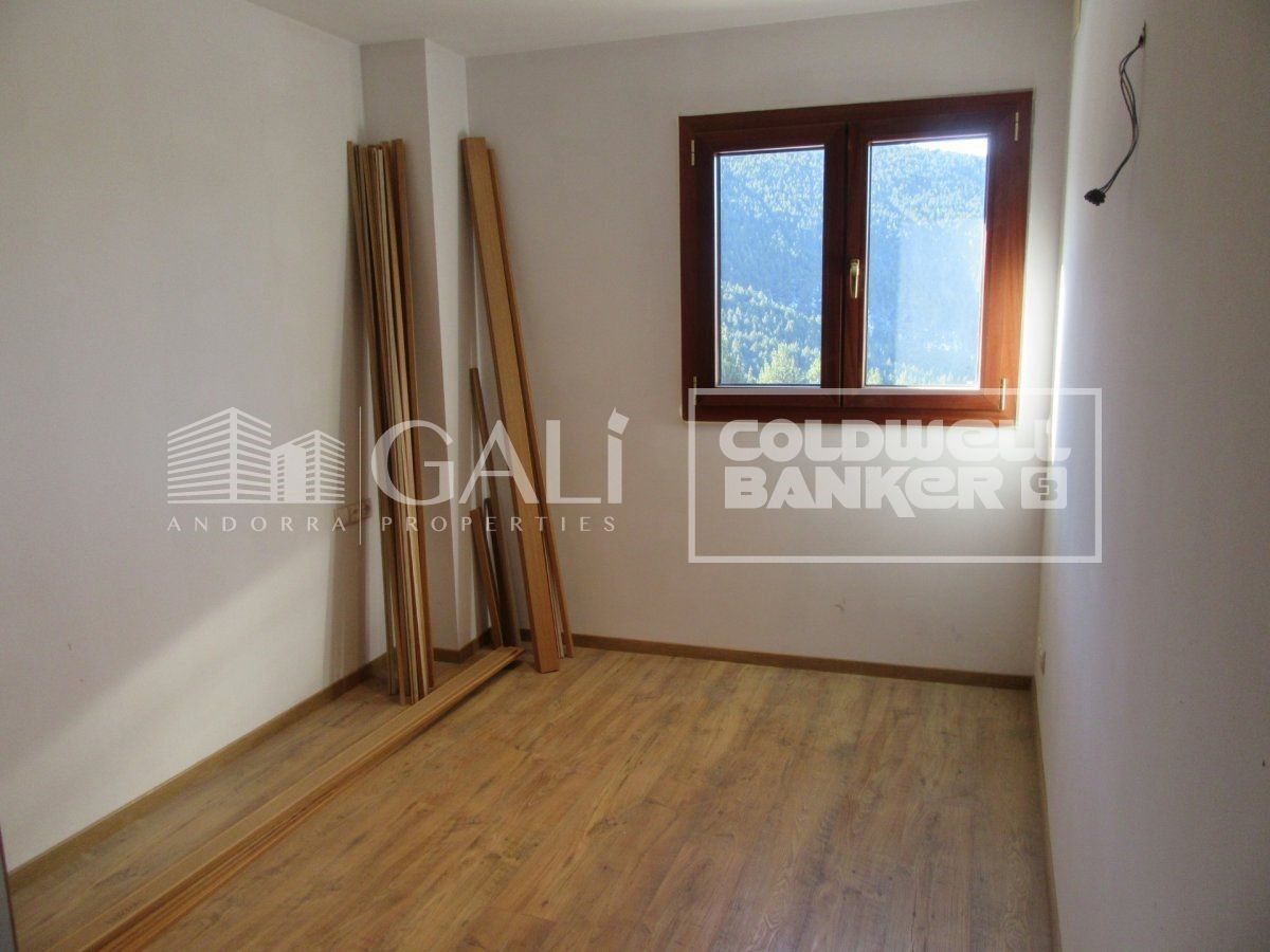 Villa Principado De Andorra (Ninguna Poblacion Tiene C.P.), Lleida, Spānijā 4 istabas, 260 m2 Nr. 160352