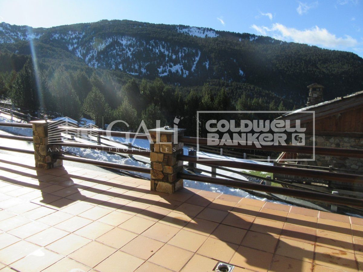 Villa Principado De Andorra (Ninguna Poblacion Tiene C.P.), Lleida, Spānijā 4 istabas, 260 m2 Nr. 160352