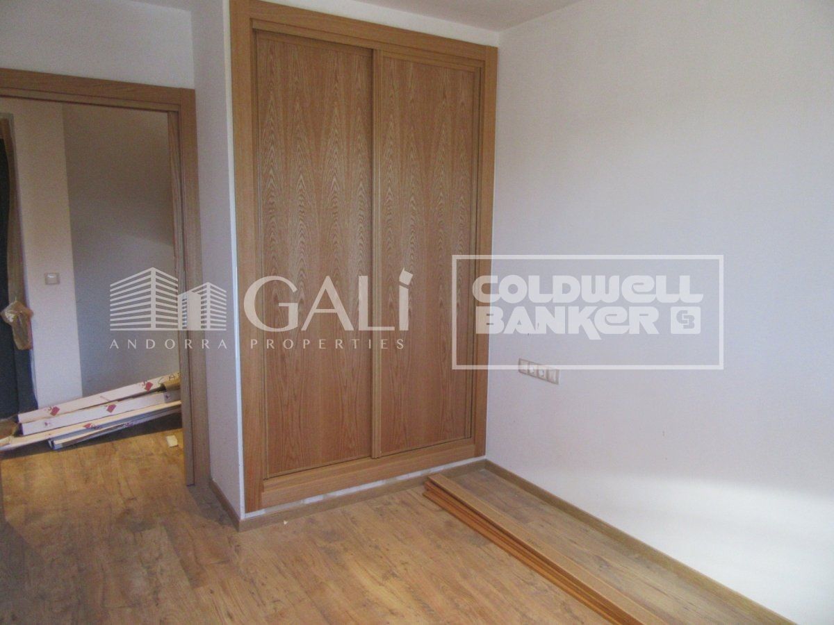 Villa Principado De Andorra (Ninguna Poblacion Tiene C.P.), Lleida, Spānijā 4 istabas, 260 m2 Nr. 160352