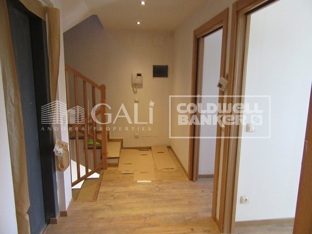 Villa Principado De Andorra (Ninguna Poblacion Tiene C.P.), Lleida, Spānijā 4 istabas, 260 m2 Nr. 160352
