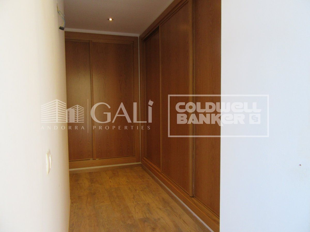 Villa Principado De Andorra (Ninguna Poblacion Tiene C.P.), Lleida, Spānijā 4 istabas, 260 m2 Nr. 160352