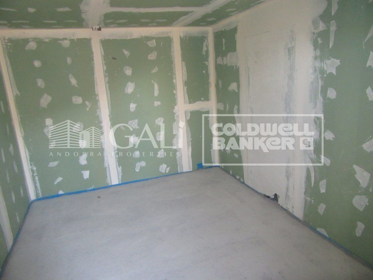 Villa Principado De Andorra (Ninguna Poblacion Tiene C.P.), Lleida, Spānijā 4 istabas, 260 m2 Nr. 160352