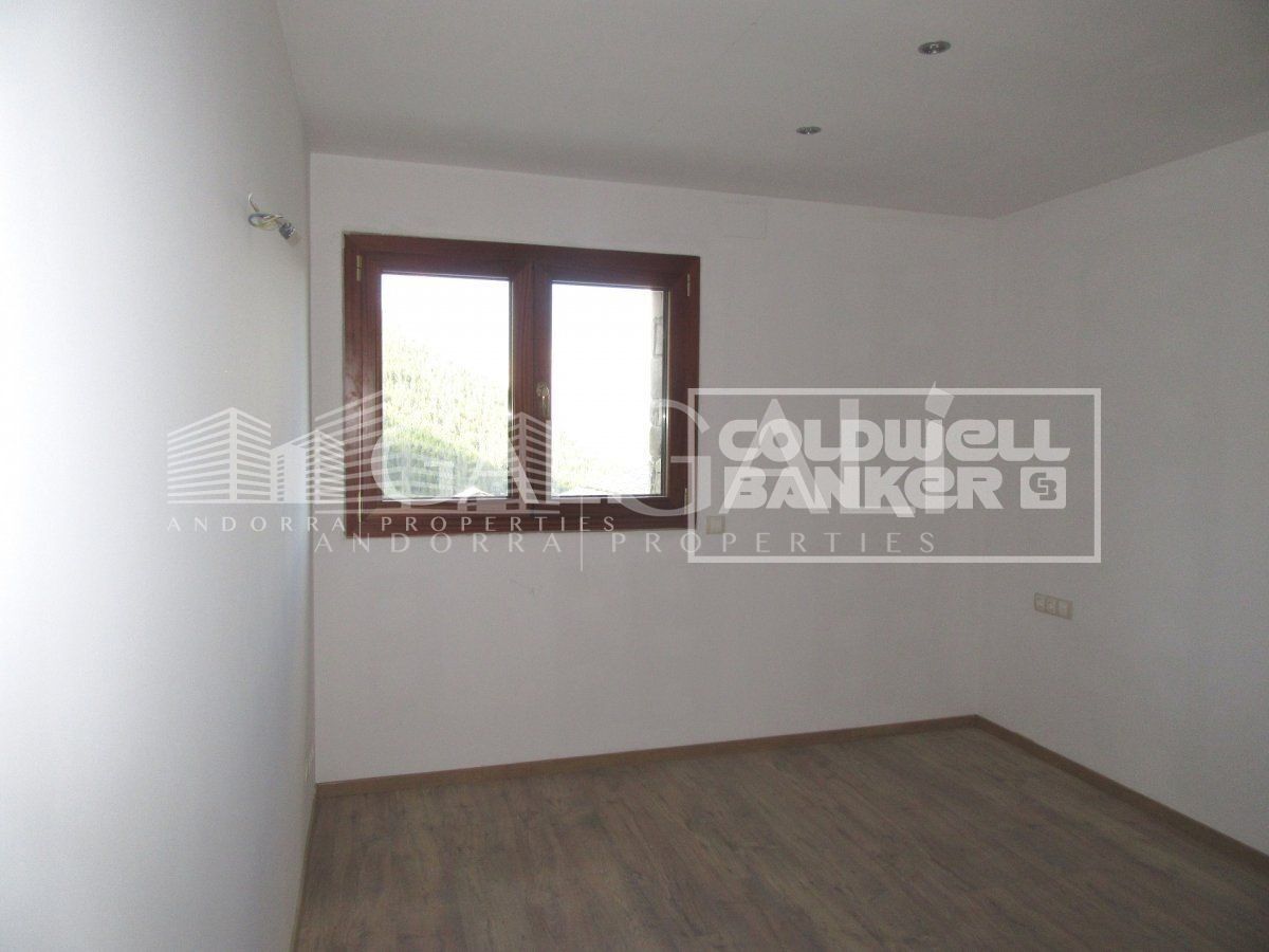 Villa Principado De Andorra (Ninguna Poblacion Tiene C.P.), Lleida, Spānijā 4 istabas, 260 m2 Nr. 160352