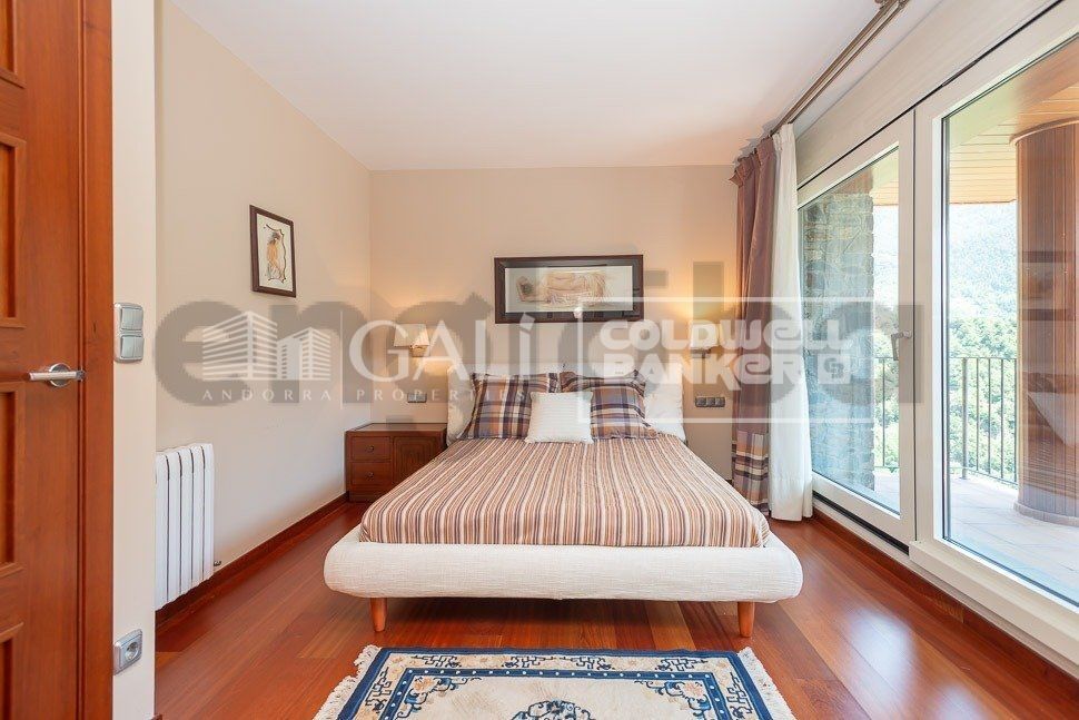 Villa Principado De Andorra (Ninguna Poblacion Tiene C.P.), Lleida, Spānijā 6 istabas, 586 m2 Nr. 160351