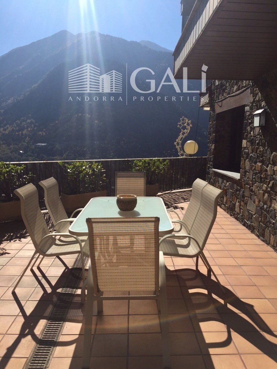 Villa Principado De Andorra (Ninguna Poblacion Tiene C.P.), Lleida, Spānijā 6 istabas, 586 m2 Nr. 160351