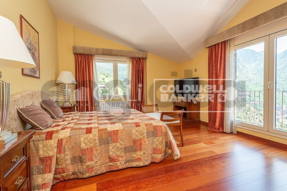 Villa Principado De Andorra (Ninguna Poblacion Tiene C.P.), Lleida, Spānijā 6 istabas, 586 m2 Nr. 160351