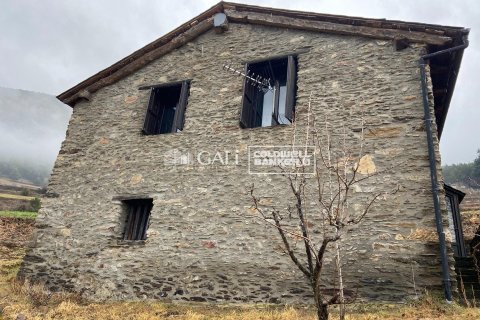 Villa in Principado De Andorra (Ninguna Poblacion Tiene C.P.), Lleida, Spanien 120 m2 Nr. 160349