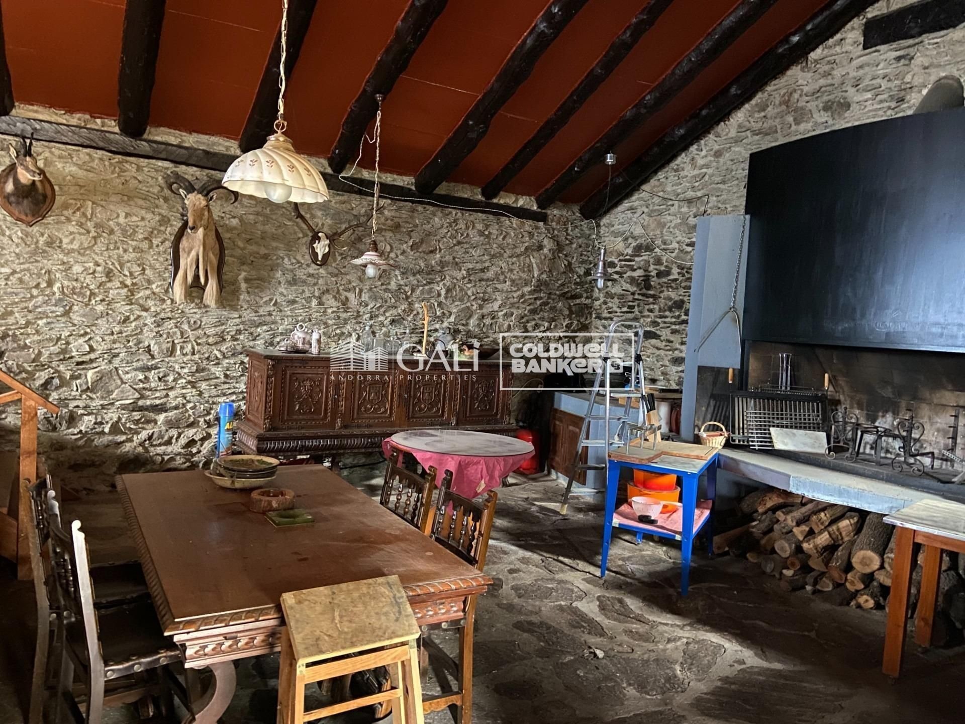 Villa en Principado De Andorra (Ninguna Poblacion Tiene C.P.), Lérida, España 120 m2 No. 160349