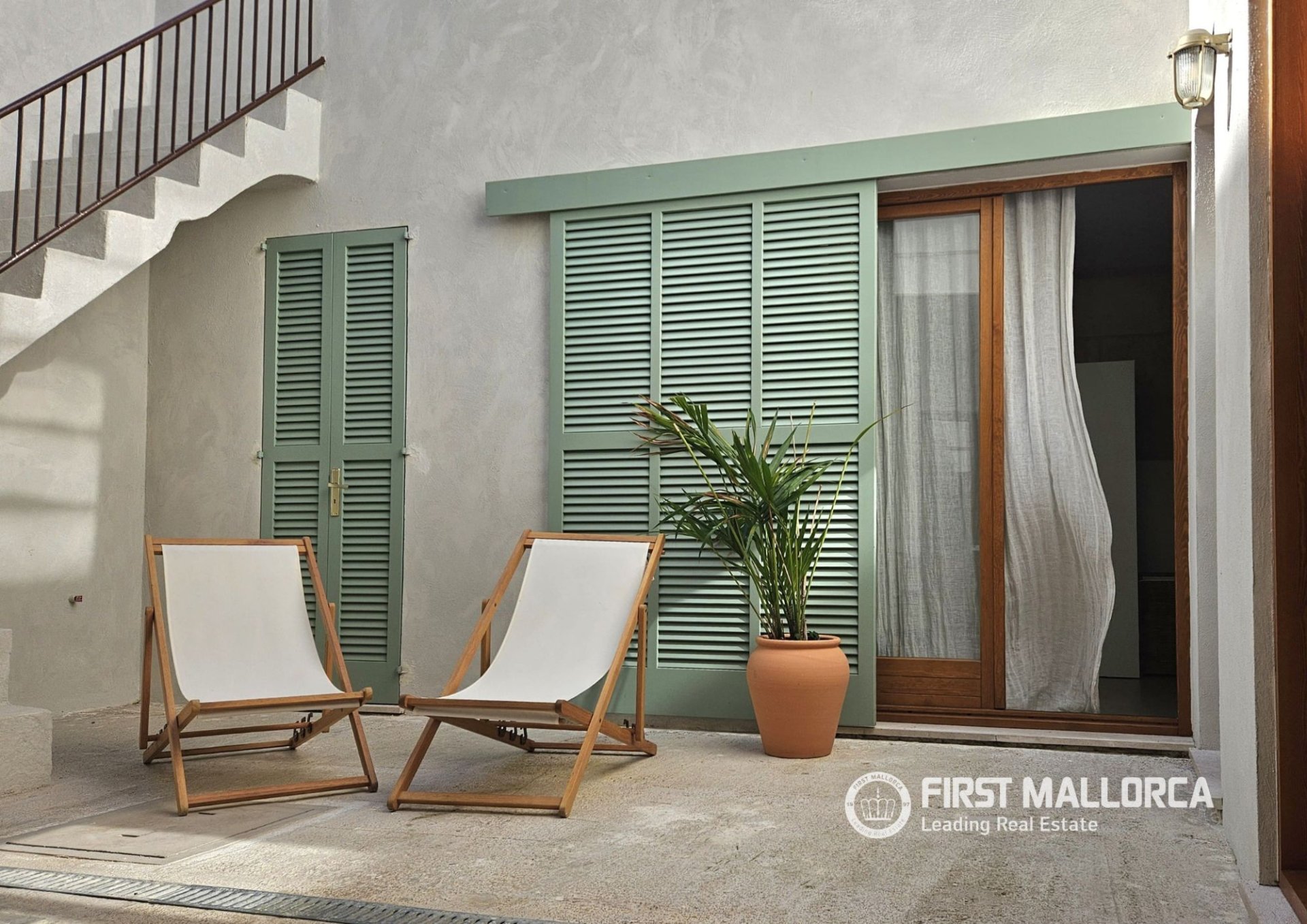 Villa en Port De Pollenca, Mallorca, España 4 dormitorios, 200 m2 No. 164303