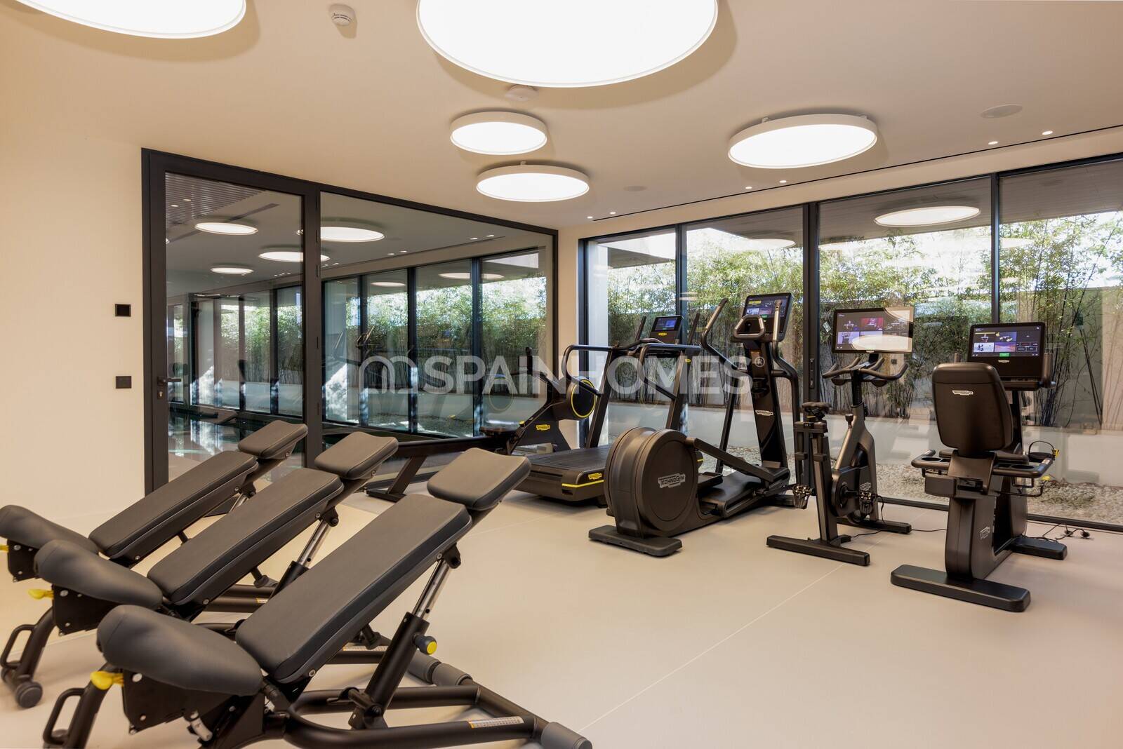 Penthouse à Estepona, Malaga, Espagne 3 chambres, 546 m2 No. 113433