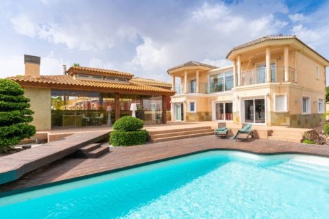 Huvila Torrevieja, Alicante, Espanja 4 makuuhuonetta, 480 m2 No. 145204
