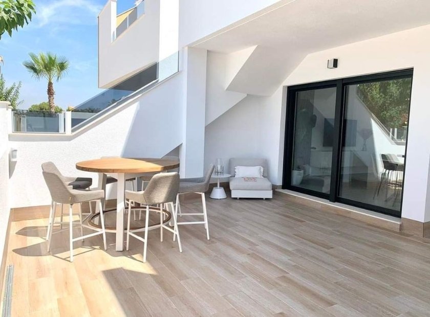 Apartment in Pilar de la Horadada, Alicante, Spain 2 bedrooms, 66 sq.m. No. 145205