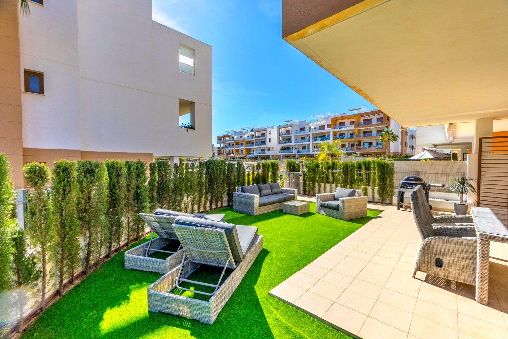 Apartamento en Villamartin, Alicante, España 3 dormitorios, 84 m2 No. 145200