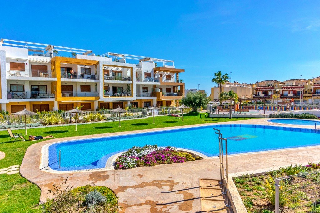 Apartamento en Villamartin, Alicante, España 3 dormitorios, 84 m2 No. 145200