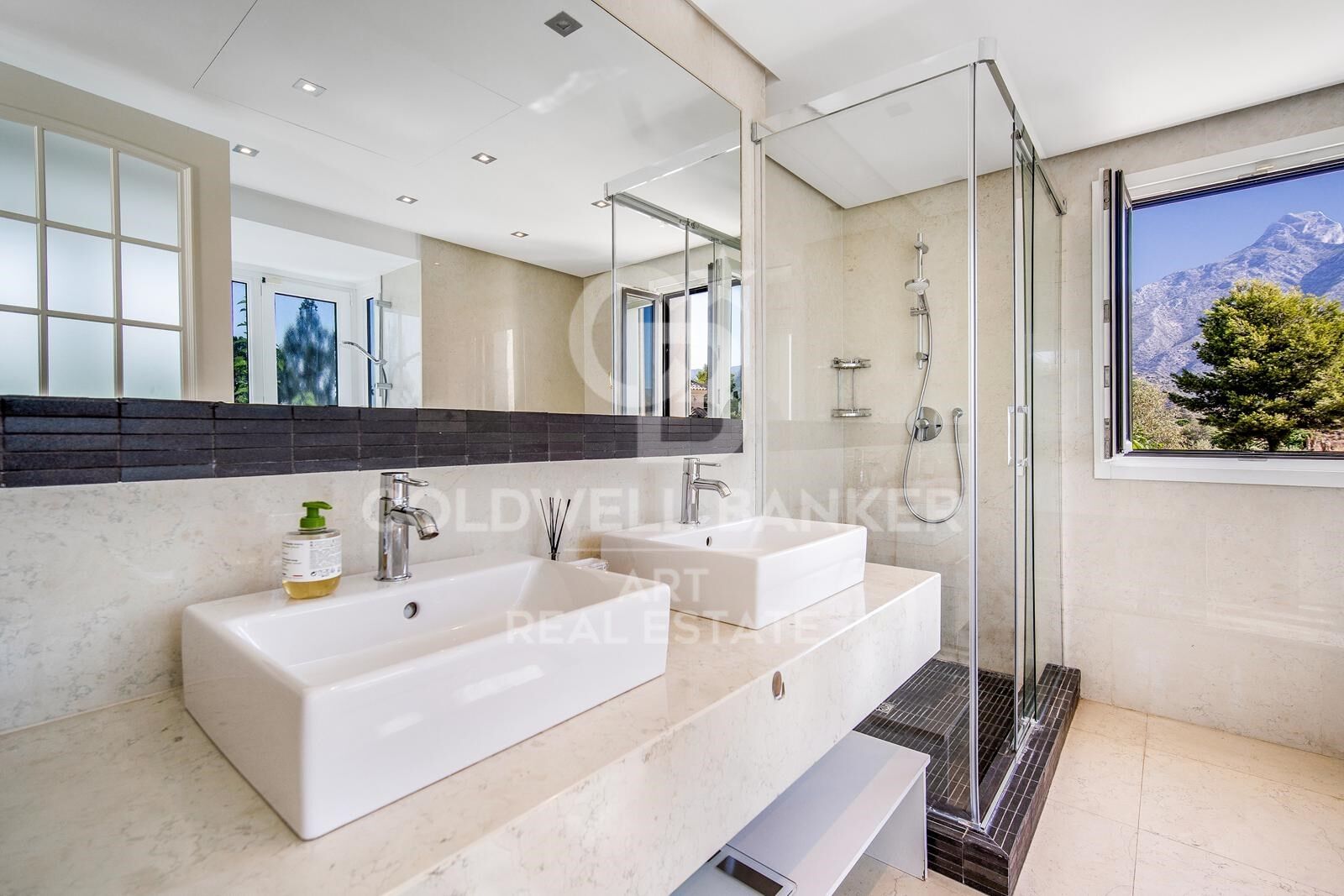 Villa à Marbella, Malaga, Espagne 5 chambres, 550 m2 No. 157645
