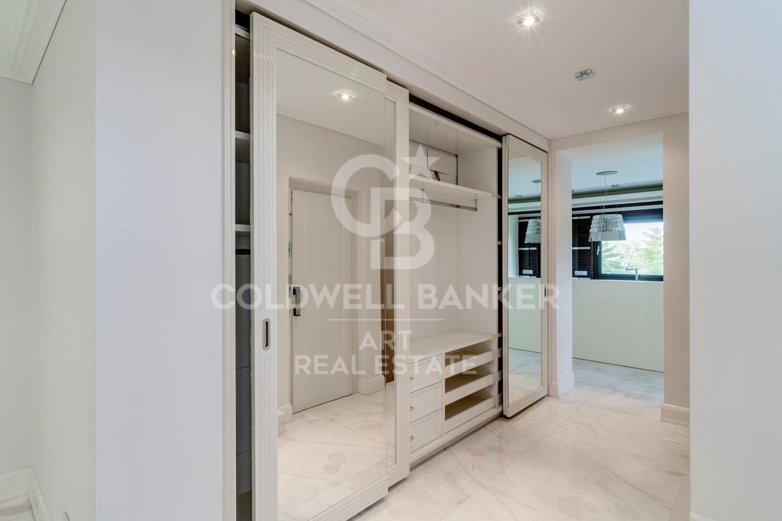 Villa in Marbella, Malaga, Spain 6 bedrooms, 555 sq.m. No. 157646