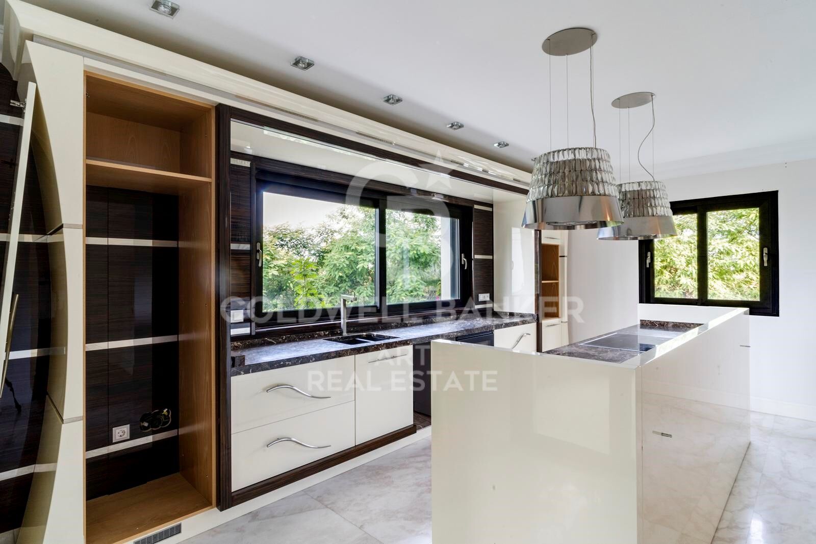 Villa in Marbella, Malaga, Spain 6 bedrooms, 555 sq.m. No. 157646