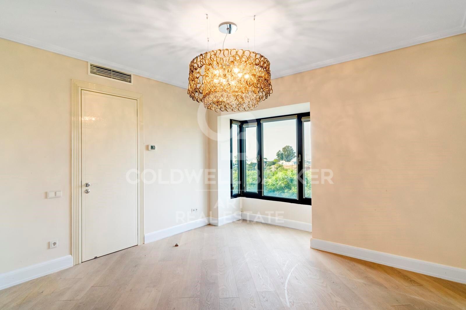 Villa in Marbella, Malaga, Spain 6 bedrooms, 555 sq.m. No. 157646