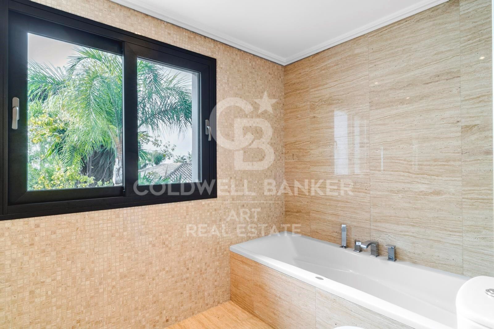 Villa in Marbella, Malaga, Spain 6 bedrooms, 555 sq.m. No. 157646
