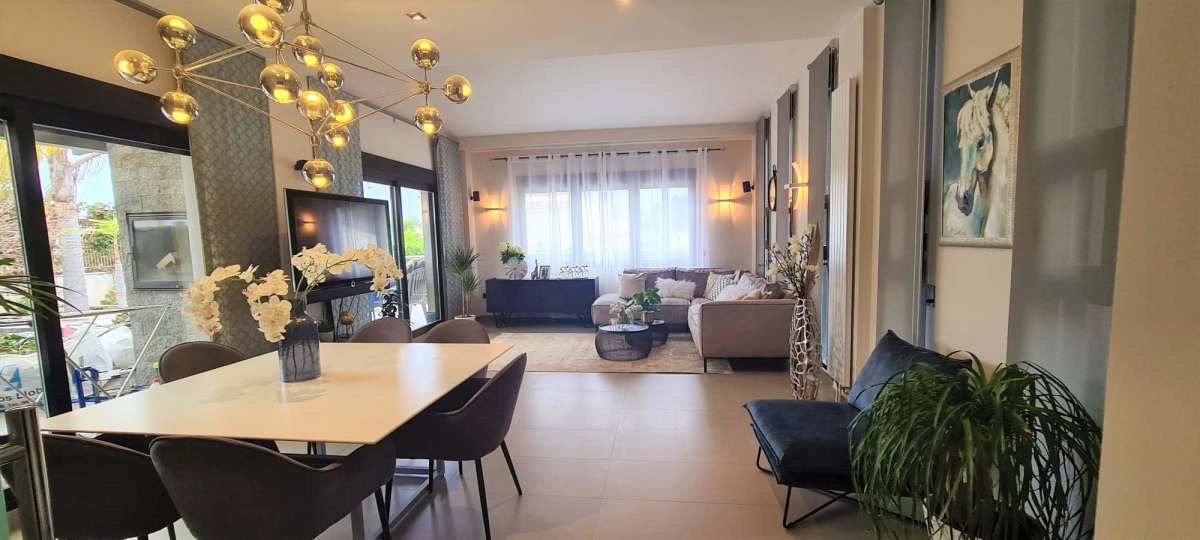 Villa in Calpe, Alicante, Spain 5 bedrooms, 420 sq.m. No. 165122