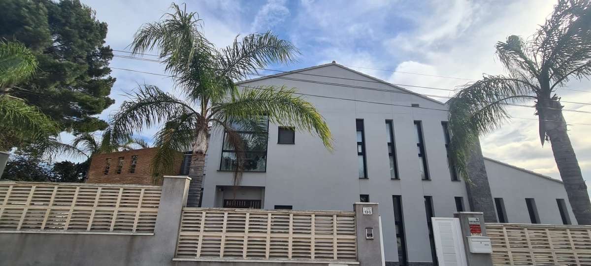 Villa in Calpe, Alicante, Spain 5 bedrooms, 420 sq.m. No. 165122