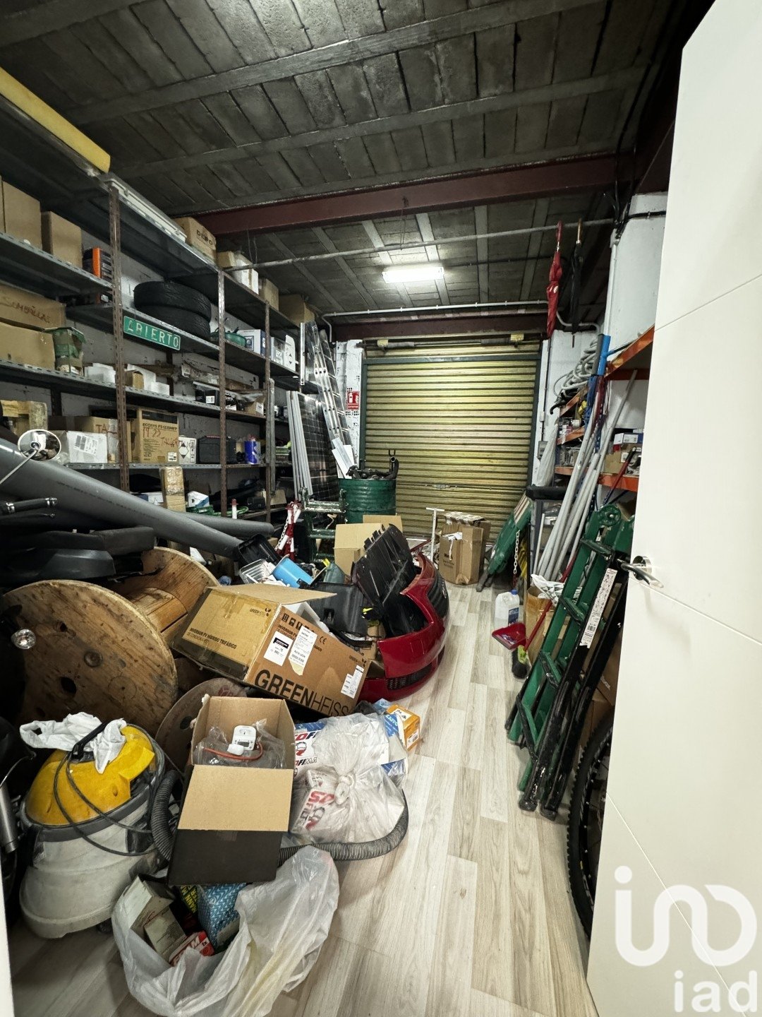 Commercial property à Leon, Espagne 76 m2 No. 173427