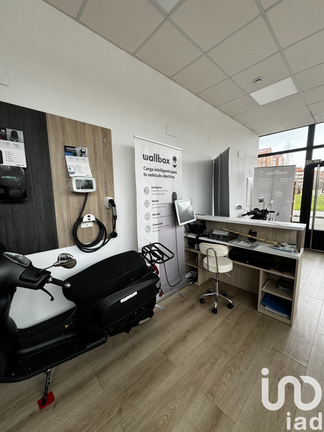 Commercial property à Leon, Espagne 76 m2 No. 173427