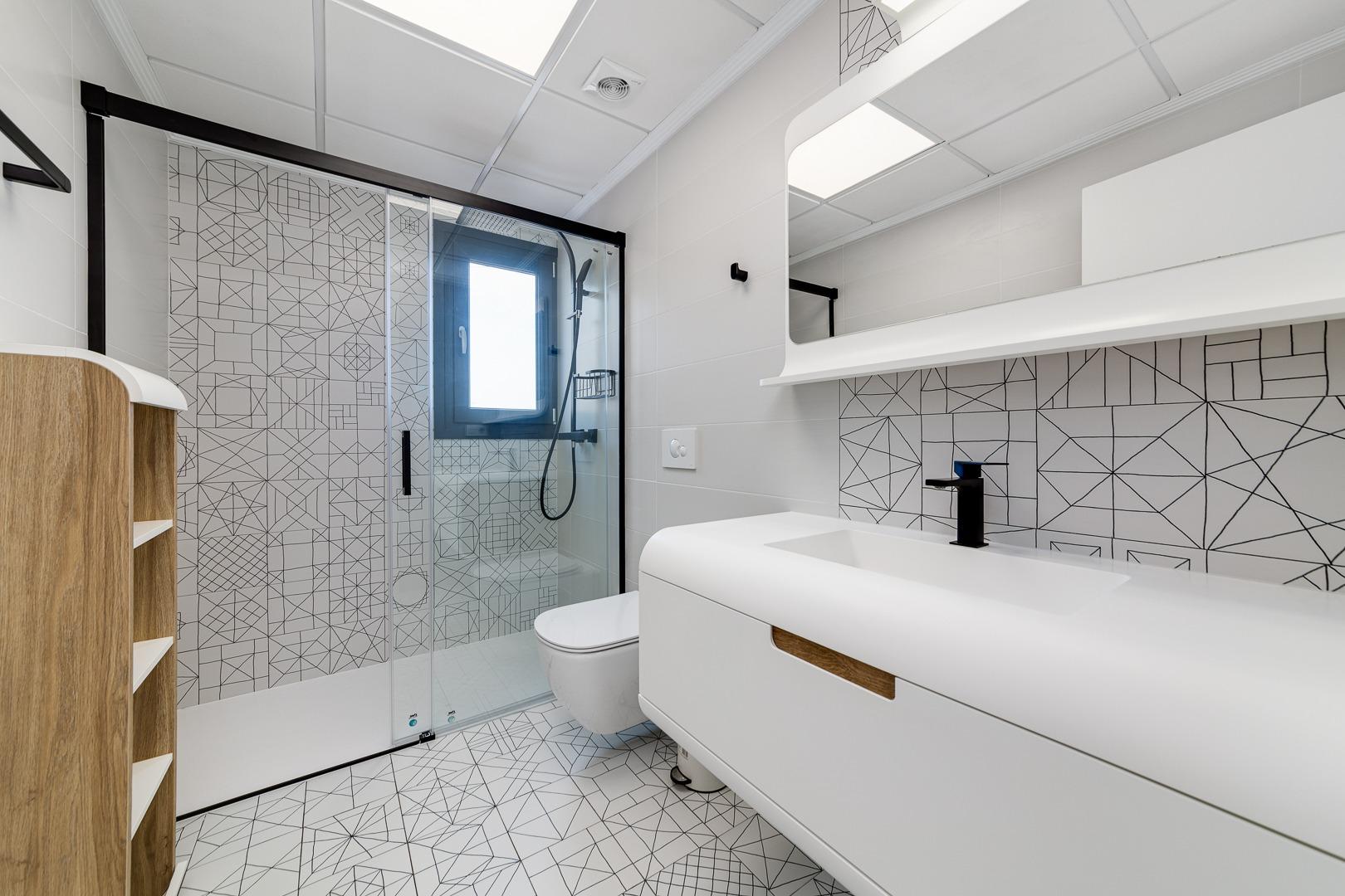 Villa à Torrevieja, Alicante, Espagne 4 chambres, 210 m2 No. 165245