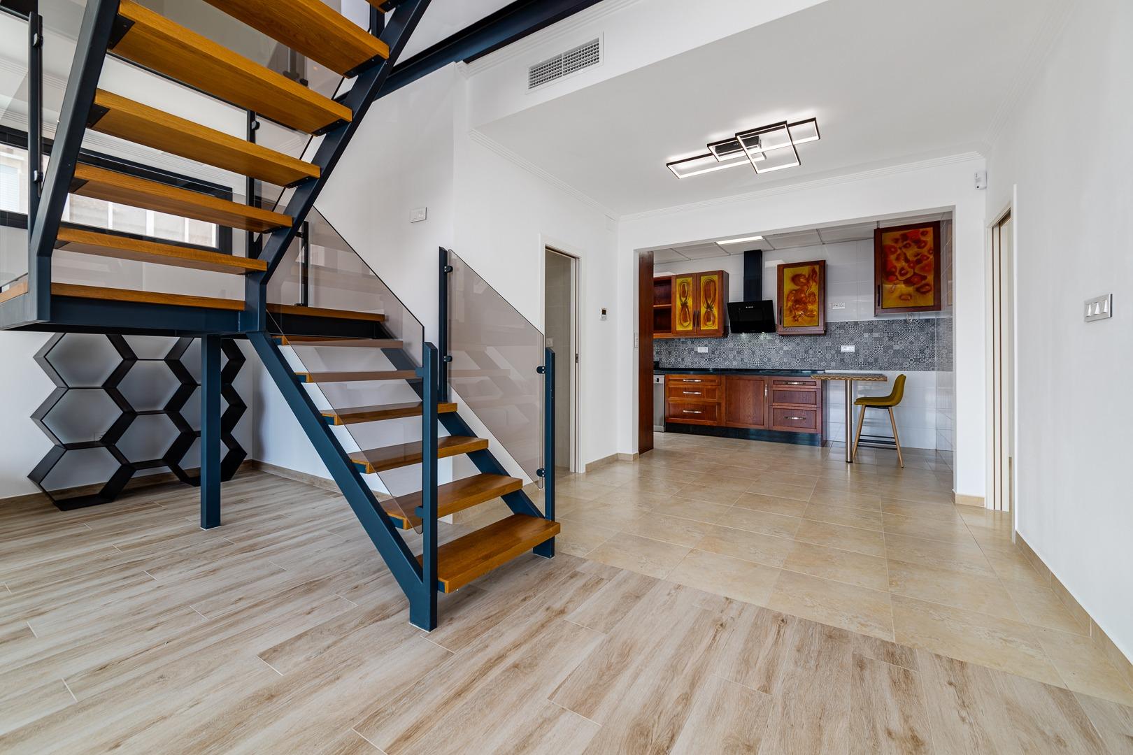 Villa à Torrevieja, Alicante, Espagne 4 chambres, 210 m2 No. 165245