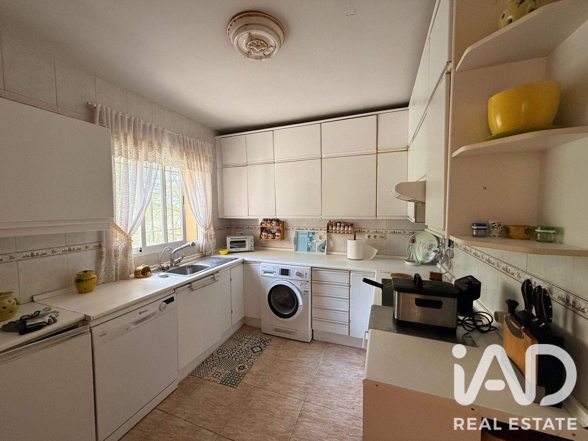 House in Colmenar de Oreja, Madrid, Spain 3 bedrooms, 182 sq.m. No. 188153