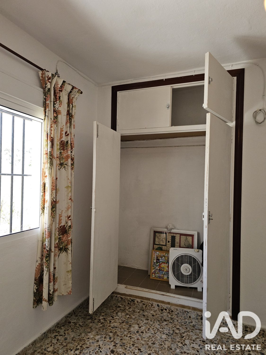 House in Sedella, Malaga, Spain 3 bedrooms, 344 sq.m. No. 188147