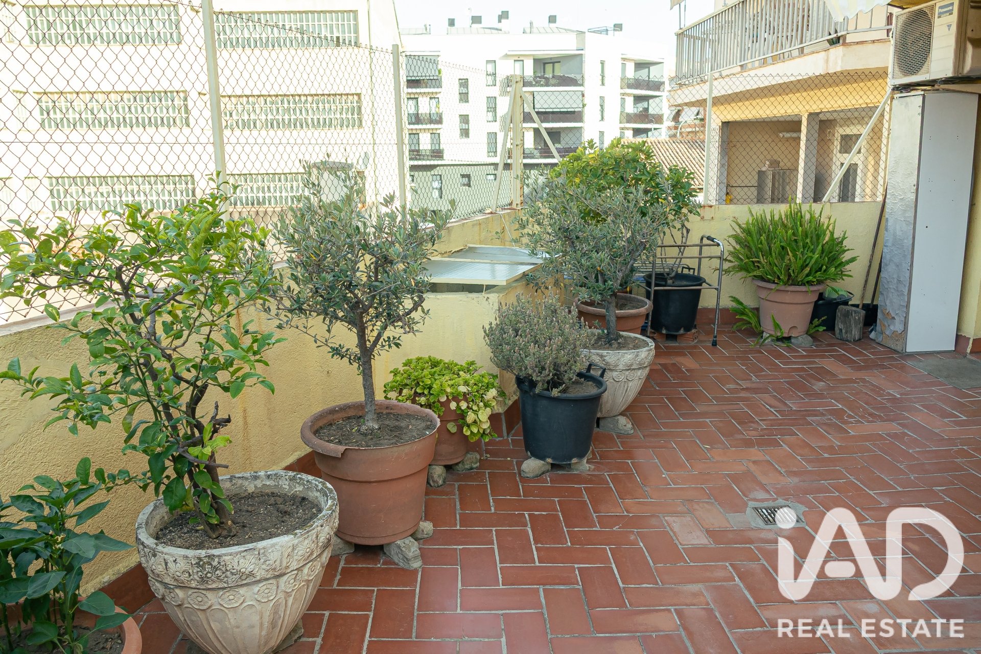 Apartamento en Ripollet, Barcelona, España 3 dormitorios, 118 m2 No. 188148