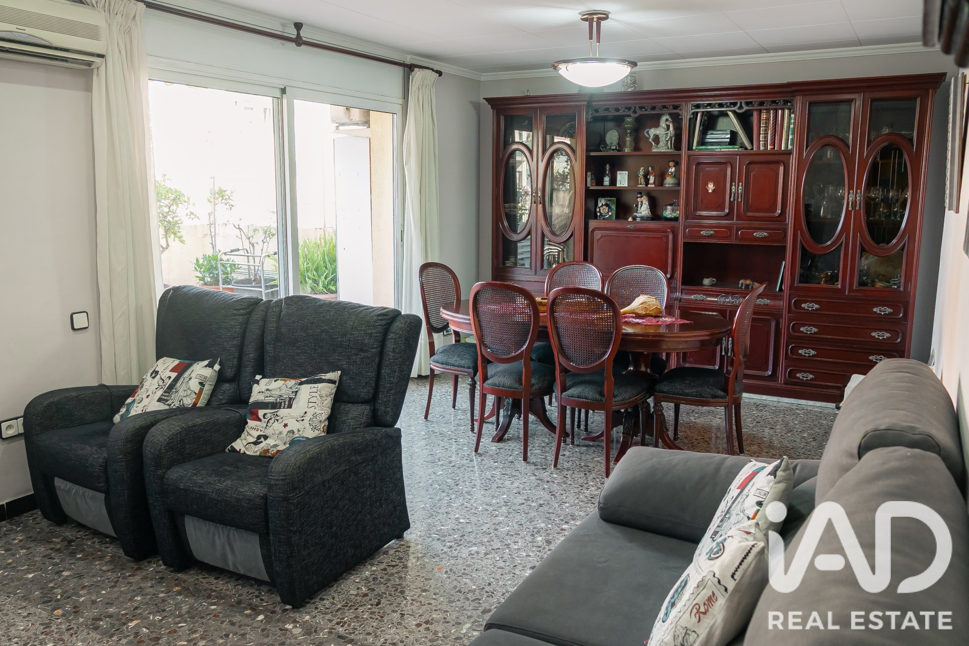 Apartamento en Ripollet, Barcelona, España 3 dormitorios, 118 m2 No. 188148