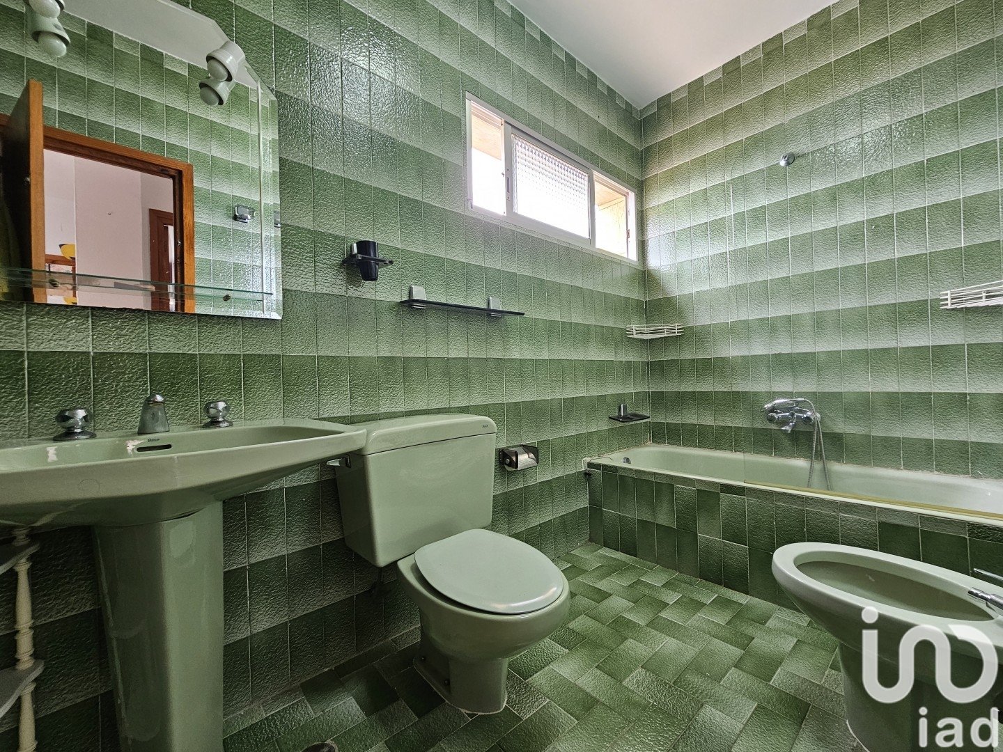 Commercial property in Melicena, Granada, Spain 338 sq.m. No. 153900